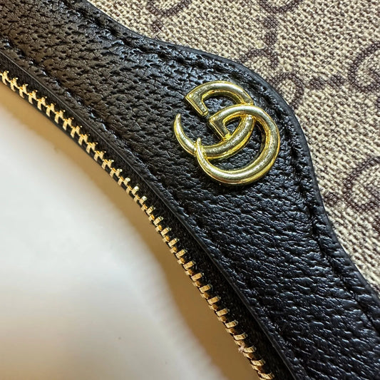 حقيبة GUCCI لون رصاصي