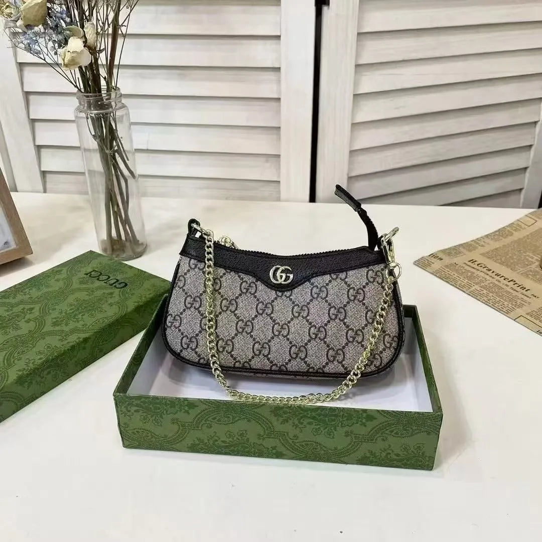 حقيبة GUCCI لون بني