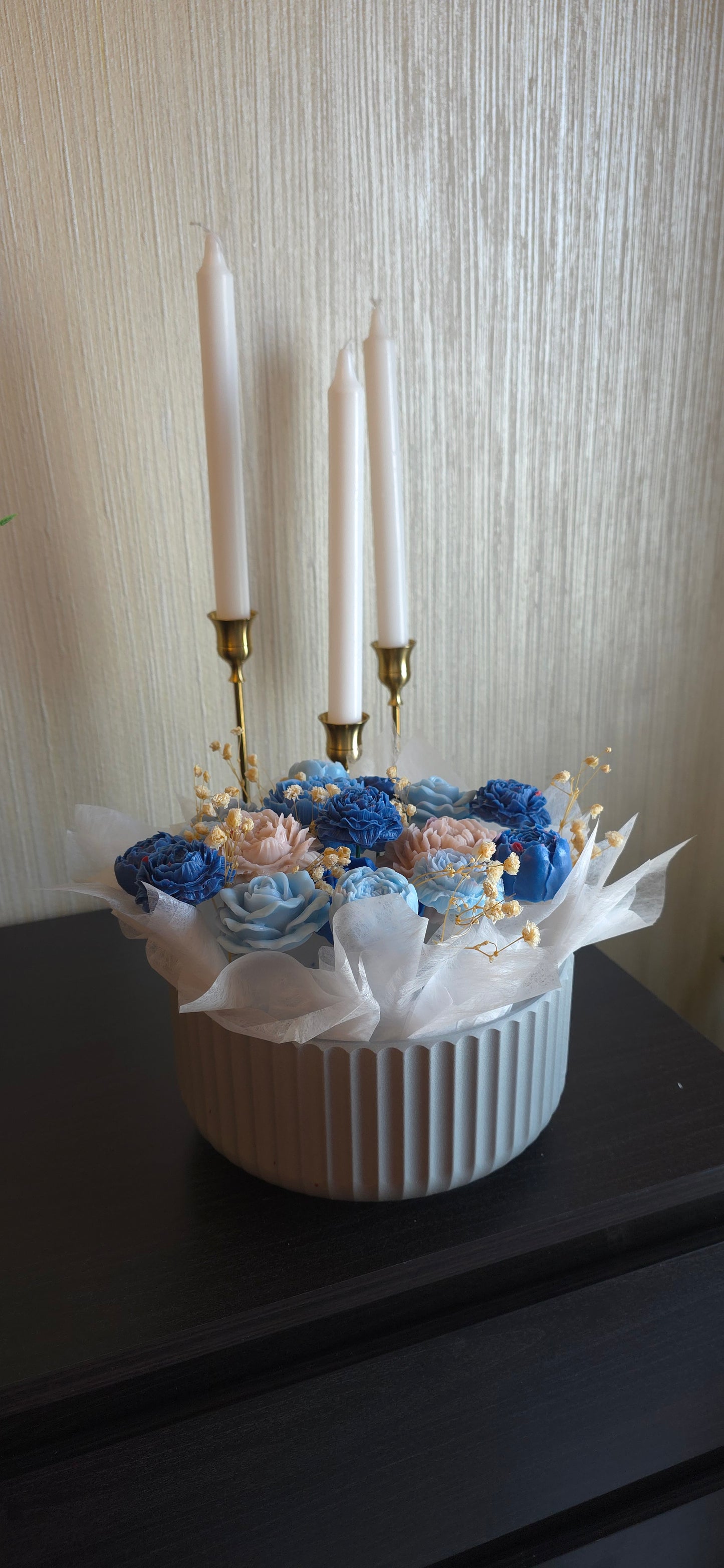 ABAQ Scented Handmade Flower Candles – Plastic Vase, No Wick